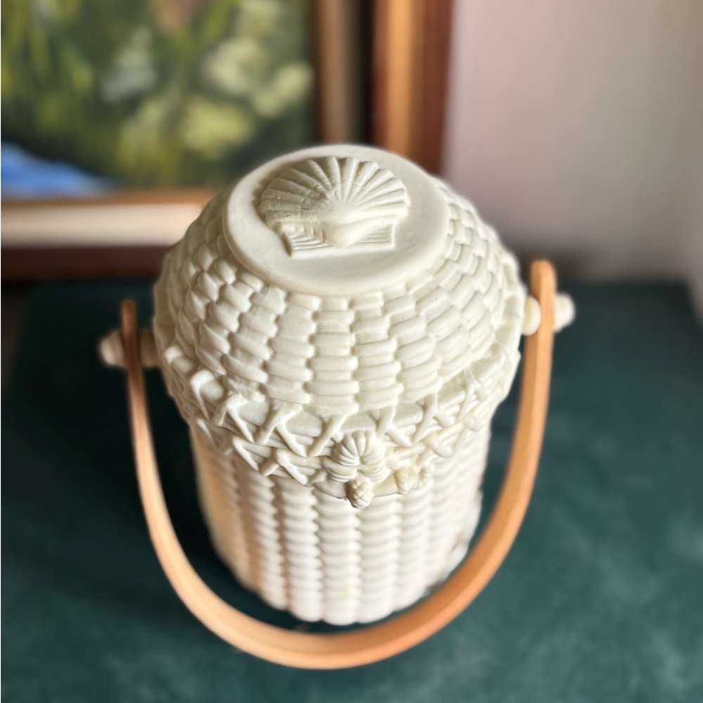 Party Lite Woven Cream Ceramic Basket with Handle